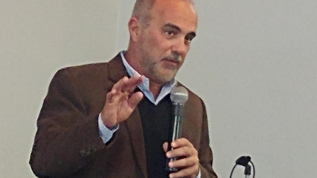 Monroe County Administrator Roman Gastesi addresses a Big Pine Key audience in January 2018. Gastesi was indicted by a Florida Keys grand jury Thursday, Aug. 17, 2024.